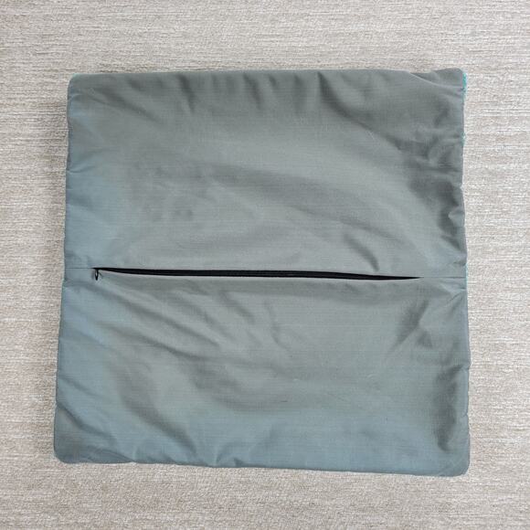 Handmade Hooked Wool Pillow Cover Dog Sailboat Nautical Coastal 17x17 - Picture 7 of 11